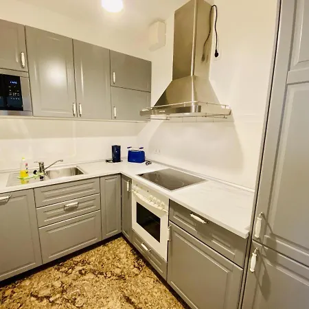 Achterdeck, Direkt An Der Promenade Apartman Rostock